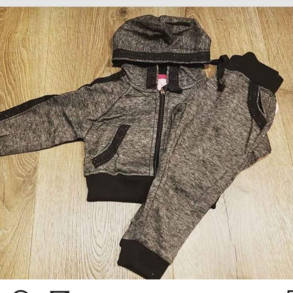 NWT Boutique kids jogger set